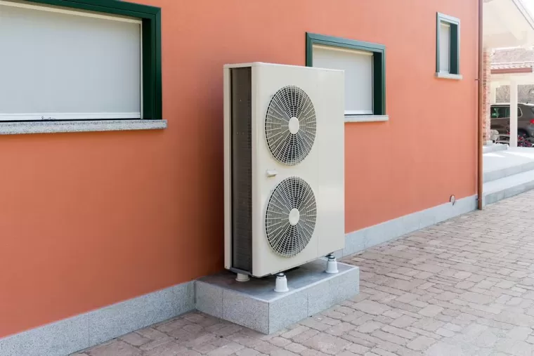 Pompe à chaleur pour un appartement de 80m² au rez de chaussée à Vienne, Vienne, SALENT'EAU PLOMBERIE